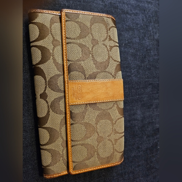 Coach Hampton Vintage Signature Jacquard Wallet - Picture 2 of 8